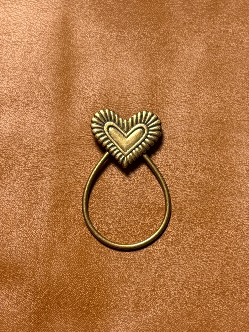 Vintage Jeep Collins Heart Keychain Rustic Western Boho Brass Tone